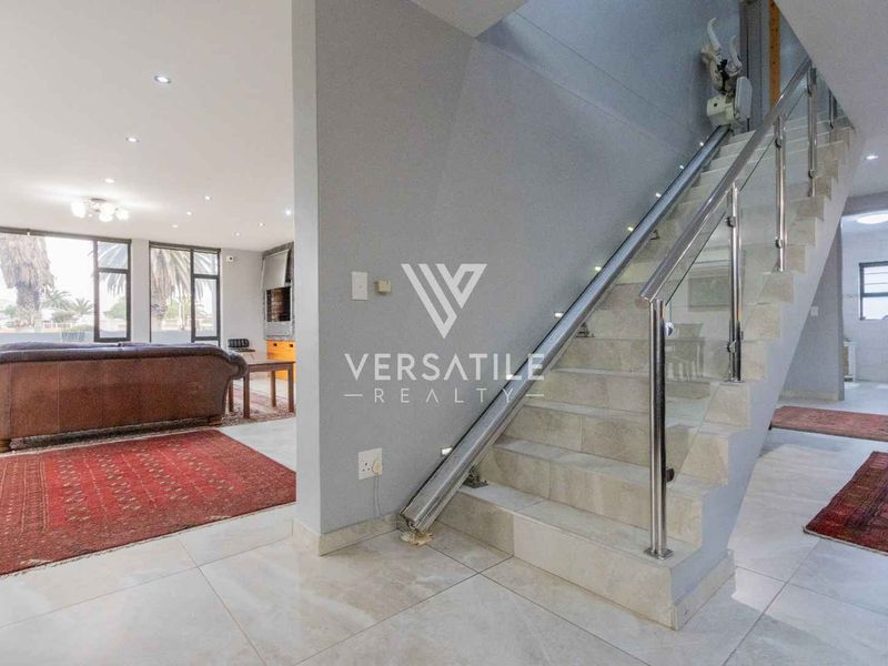 Two Furnished Homes and Flatlet with Seaviews - Photo 8