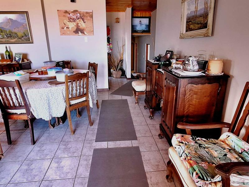 Dana Bay Gem: 3-Bed House with Flat & Ocean Views! - Photo 9