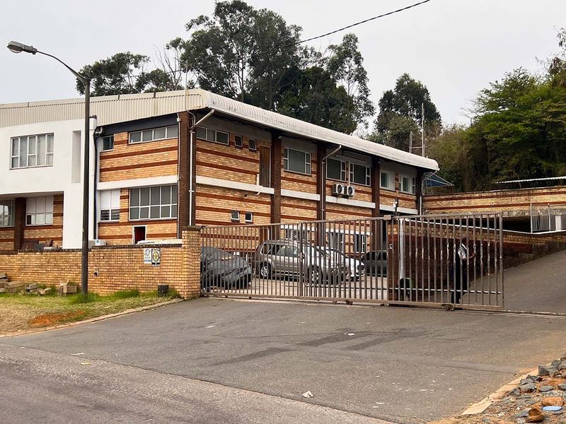 Warehouse / Factory / Offices For Sale – Redhill - Photo 2