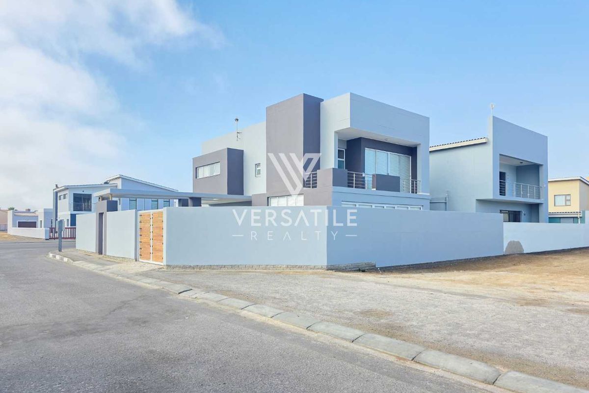 House to Let - Photo 2