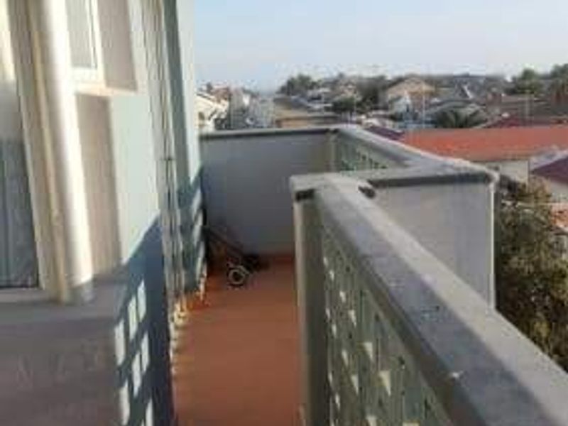 Beautiful 4Bedroom Townhouse For Sale - Photo 4