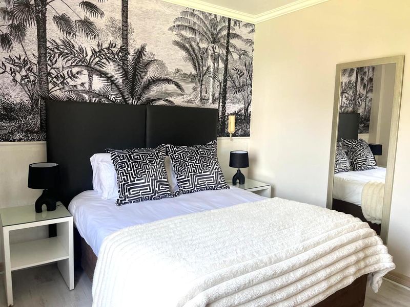 Fully furnished 2 Bed Apartment in Sandton - Photo 8