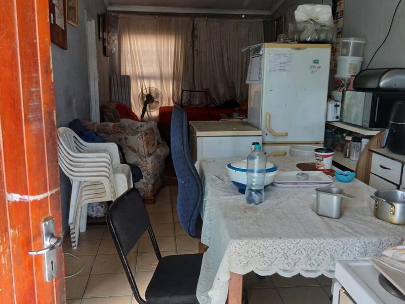 Stunning Entry-Level Property in Blackheath - R360,000 - Photo 9