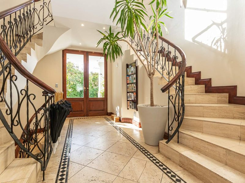 Serene & Luxurious 5 Star Boutique Residence In Constantia Valley - Photo 8