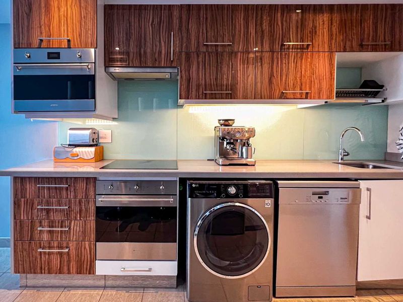 2 BEDROOM I 2 BATHROOM APARTMENT - Photo 7