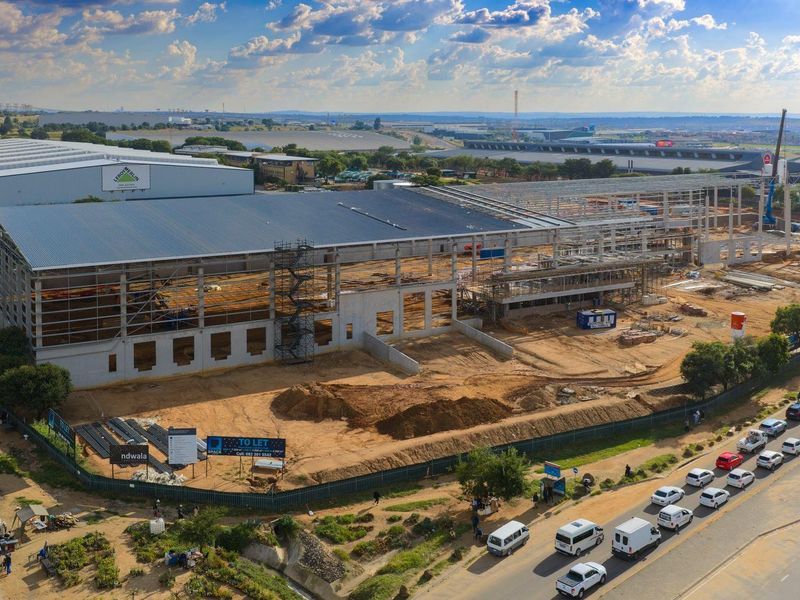 12 983m2 Louwlardia Warehouse To Let - Photo 2