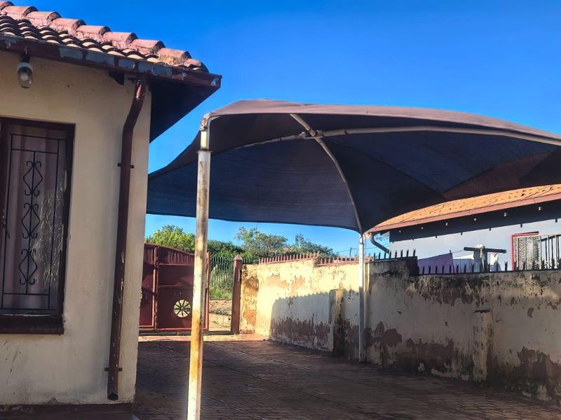 2 bedrooms house to rent in Soshanguve UU - Photo 2