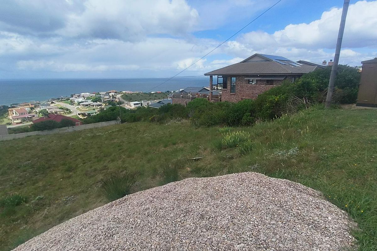 Prime 869m2 Vacant Land in Dana Bay - Photo 3
