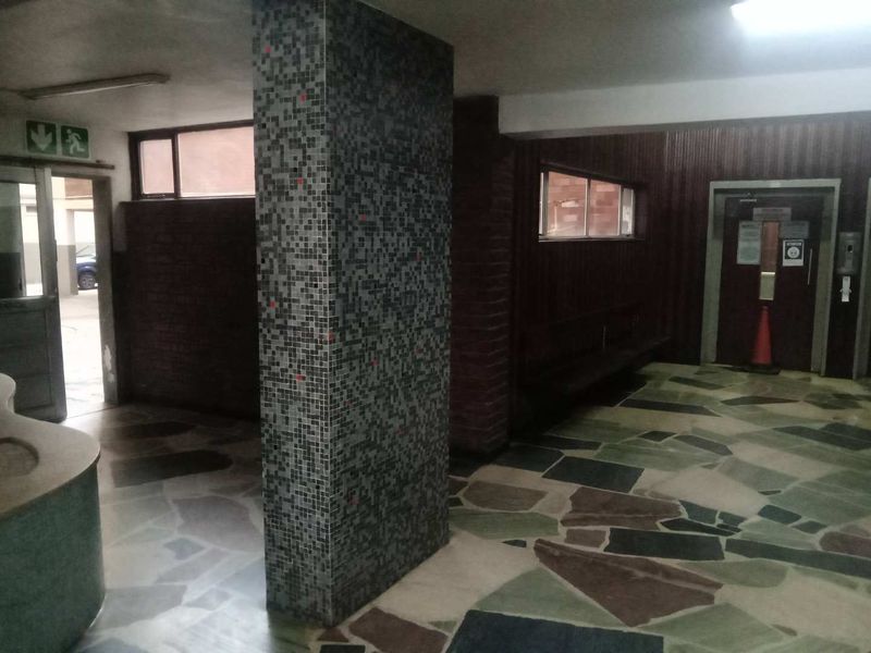 One bedroom For Sale In Bencorrum - Photo 7