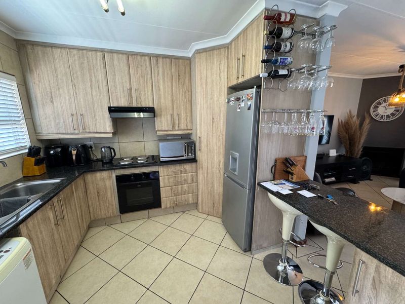 Elegant & Move-in-Ready First Floor Gem! - Photo 7