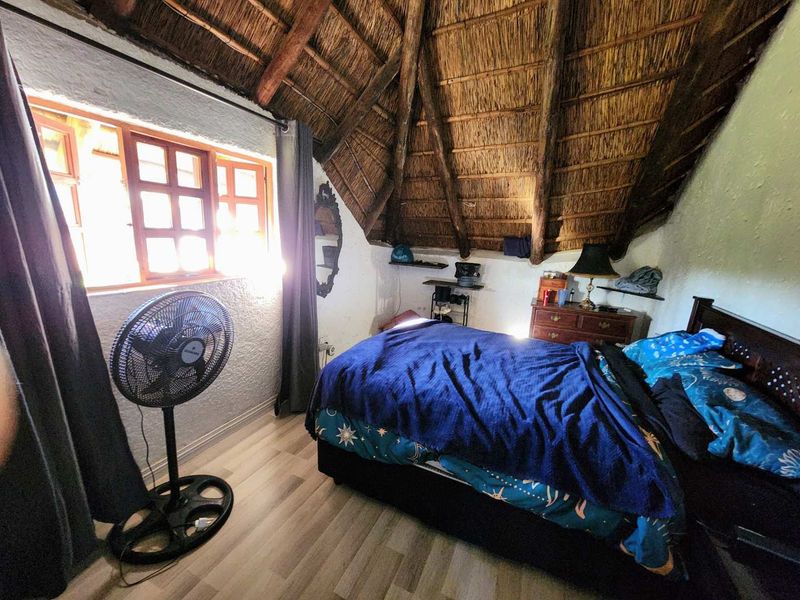 Self-Funding Investment: Dual-Living Riviera Gem with R30,000 Income to Cover Your Bond - Photo 9