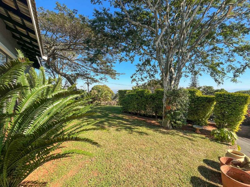 Spacious 4 bedroom home in a prime location. - Photo 8