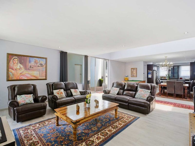 Secure Your Sanctuary: Exclusive Bryanston Home for Sale! - Photo 4
