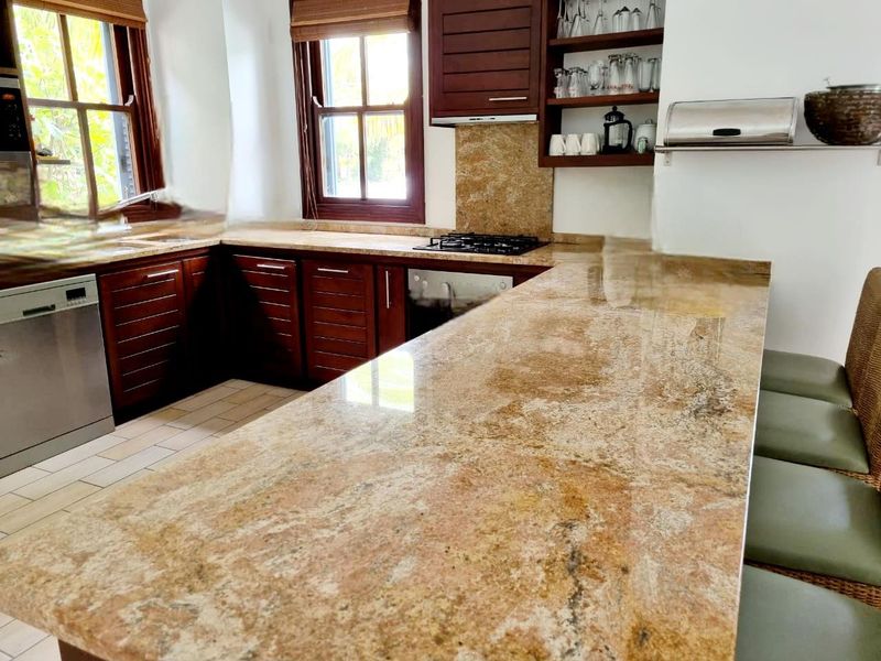 Exceptional ground floor corner unit in unbeatable position - Photo 5
