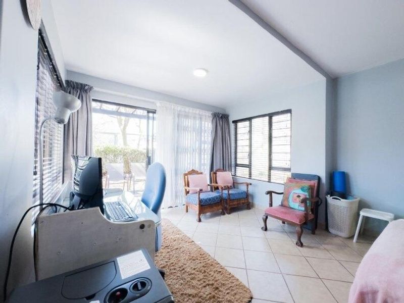 Spacious bachelor ground unit in Oukraal Estate - Photo 7