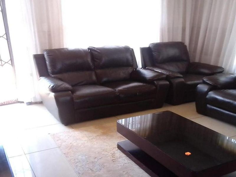 3 Bedroom House for sale in Alveda - Photo 6