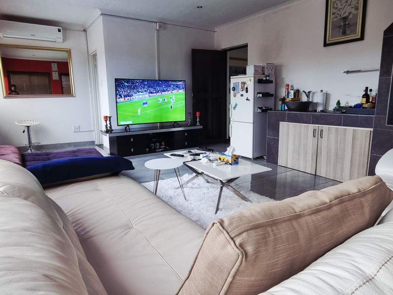 Dorado park 4 bedroom house with pool - Photo 10