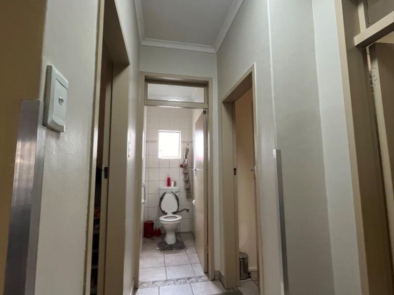 A perfectly well located property for sale. - Photo 10