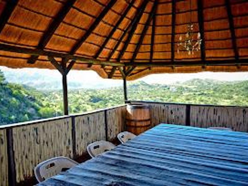 fOR SALE: EXCEPTIONAL MULTI-USE ESTATE SMALL HOLDING, GUEST & CAMPSITE FACILITIES, WINDHOEK, NAMIBIA - Photo 7