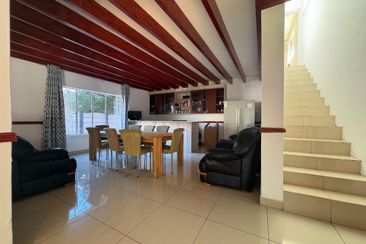 Spacious Modern Family Home with Outstanding Features - Photo 2