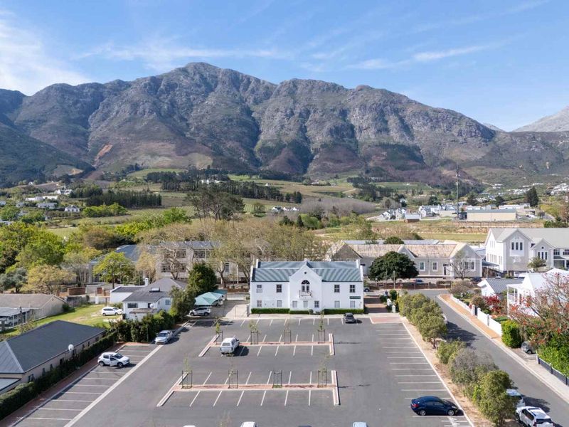 Rare Franschhoek Investment: Boutique Hotel Ready for Development - Photo 4