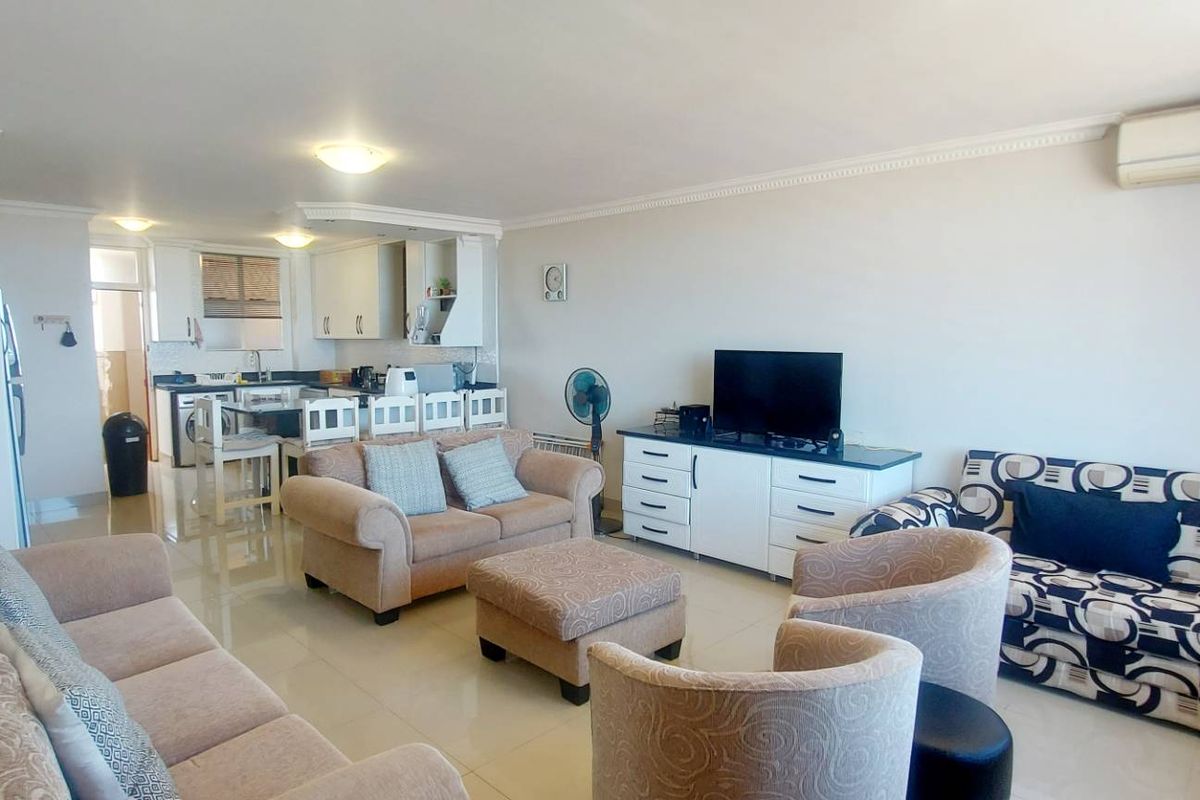 Heaven on Earth: Stunning Beachside Apartment Fully Furnished! - Photo 2