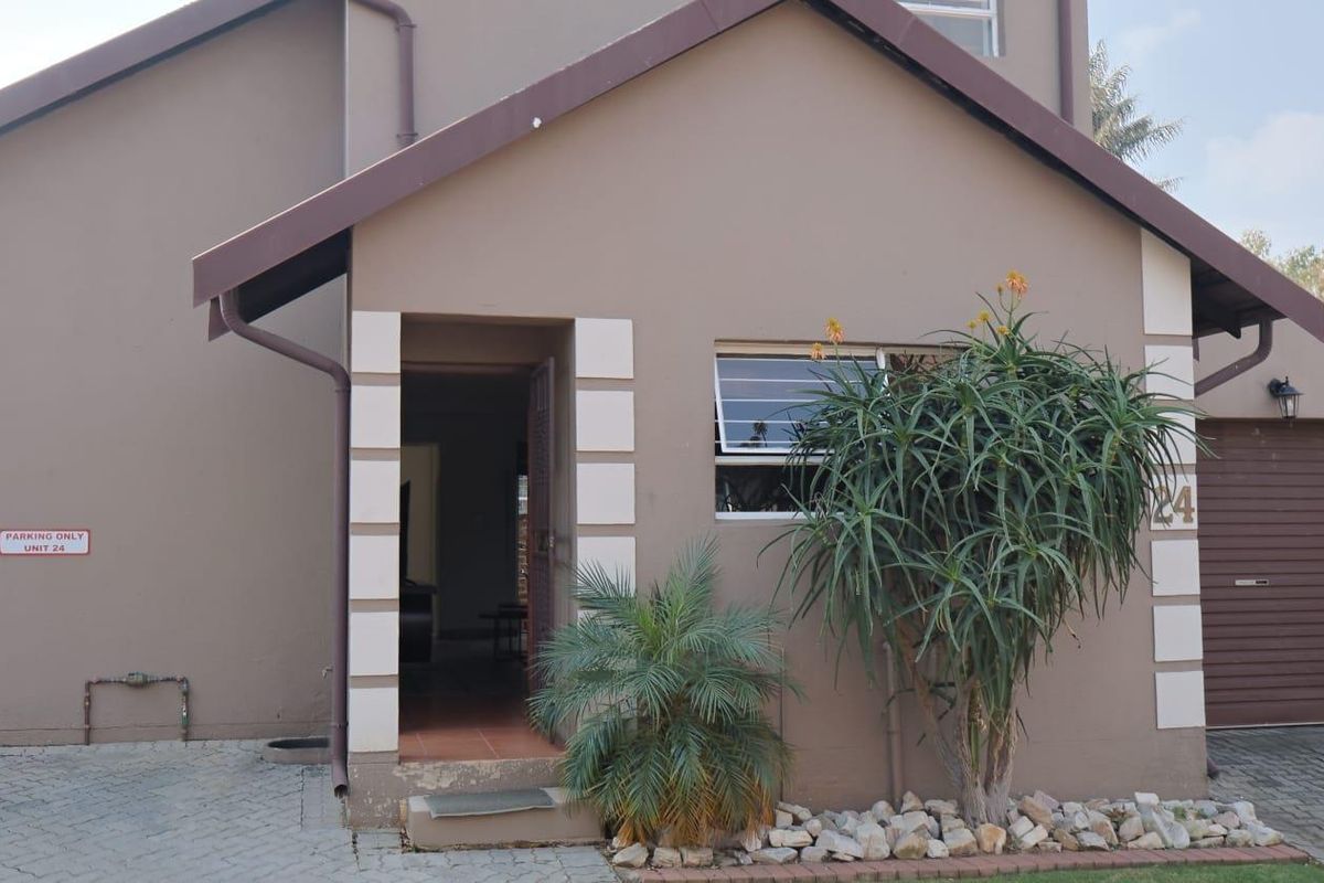 Secure Modern Living in a Peaceful Community - Photo 2
