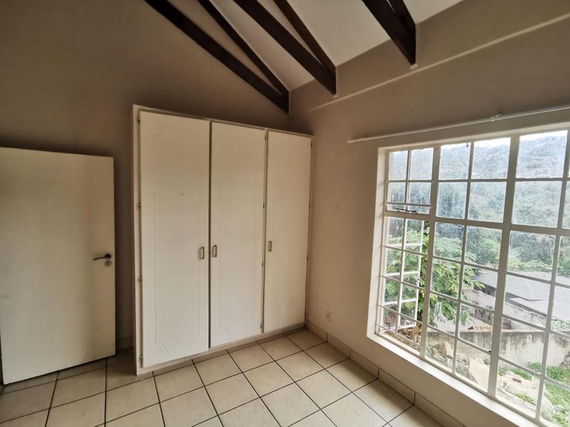 House with a view for sale - Photo 10