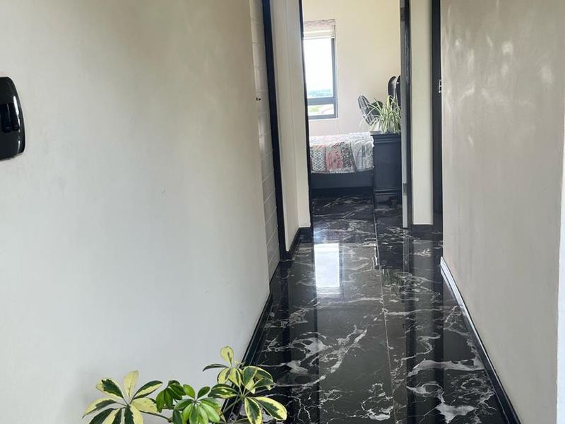 FAMILY-FRIENDLY APARTMENT IN JACKAL CREEK GOLF ESTATE. - Photo 9