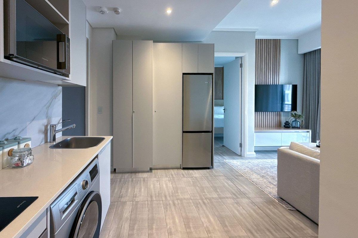 Elevated 1-Bedroom Living at The Capital Trilogy, Menlyn Maine - Photo 4