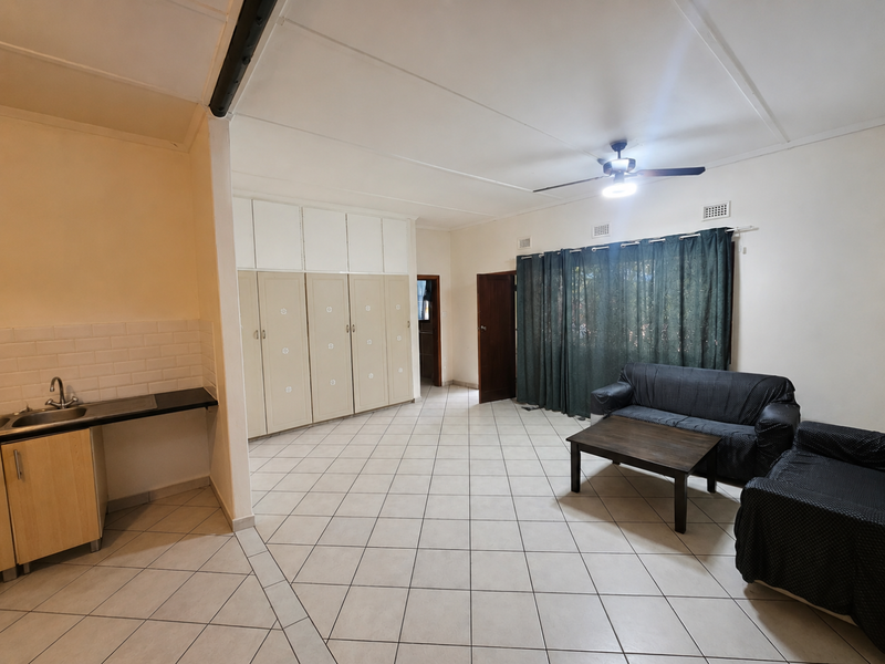 2-Bedroom Apartment in the Heart of St Lucia Estuary – iSimangaliso Wetlands Park. - Photo 3