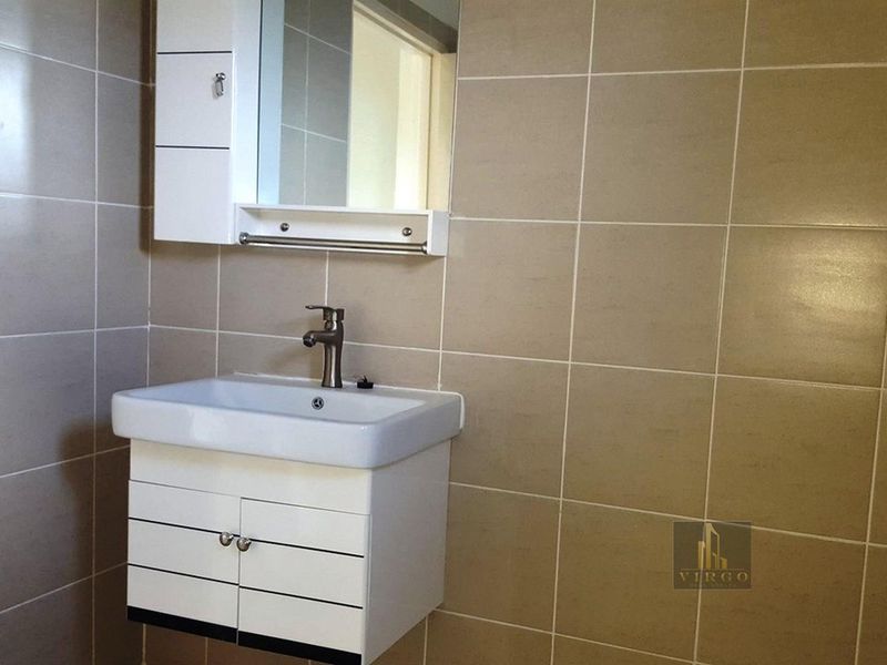 Ultra Modern Apartment for Sale in Jericho Heights - Photo 9