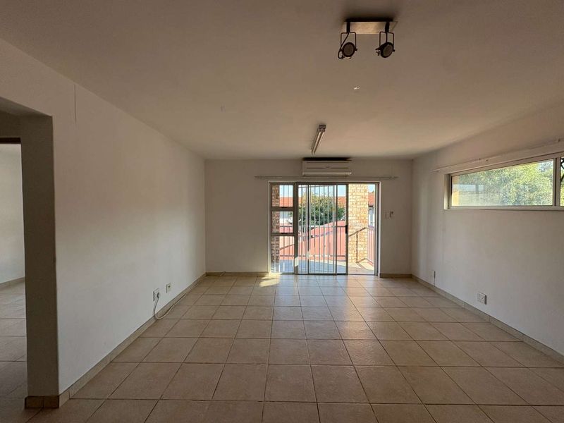 2 Bedroom Flat near Maerua Mall for sale - Photo 3