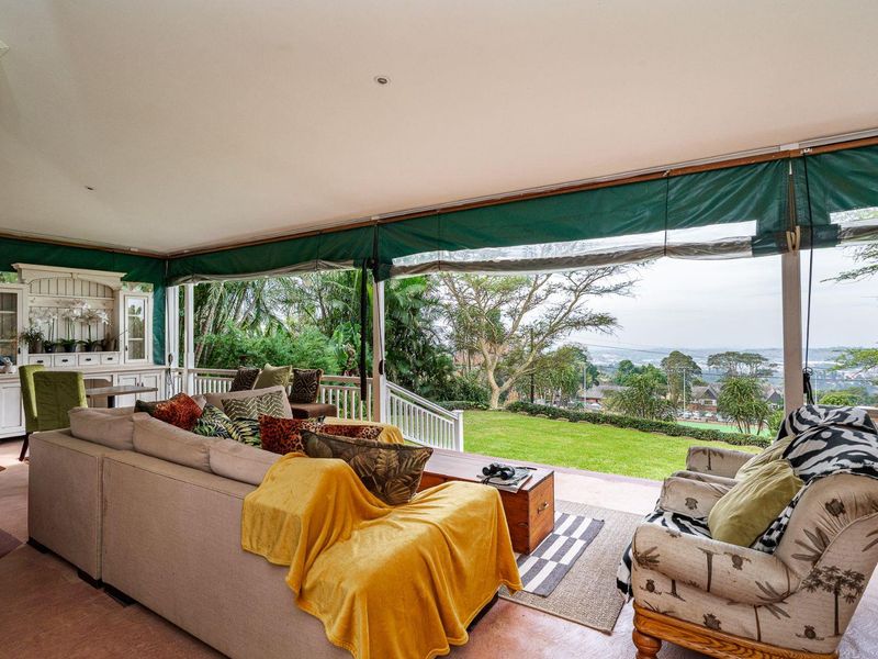 EXCEPTIONAL KLOOF COLONIAL HOME WITH ESTABLISHED GUEST HOUSE OPPORTUNITY - Photo 10