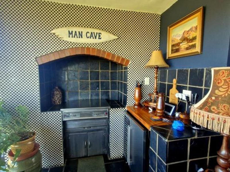 A RESIDENCE RESERVED FOR THE RARE FEW - Photo 10
