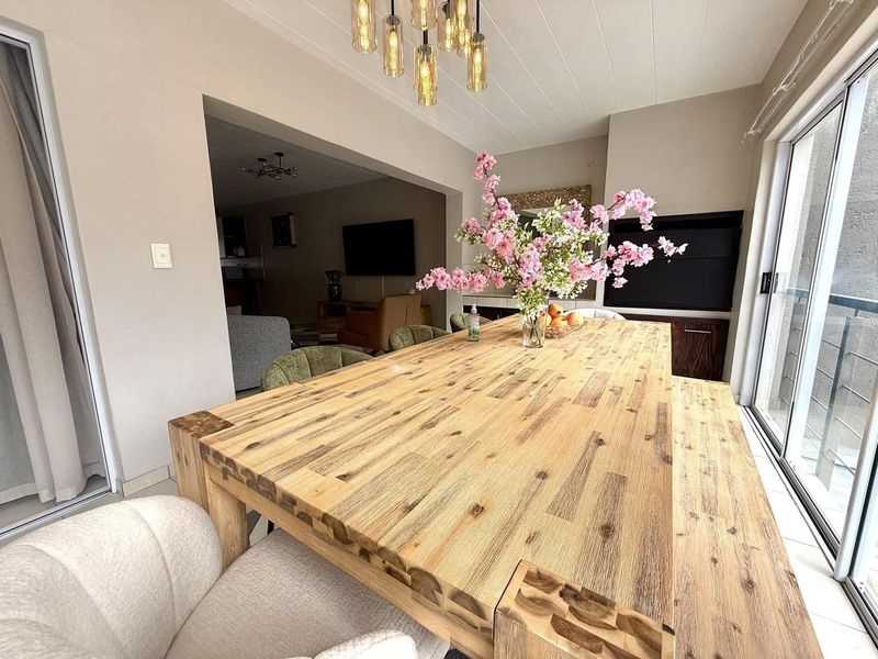 Fully Furnished 2 Bedroom Townhouse To Let in Kleine Kuppe - Photo 9