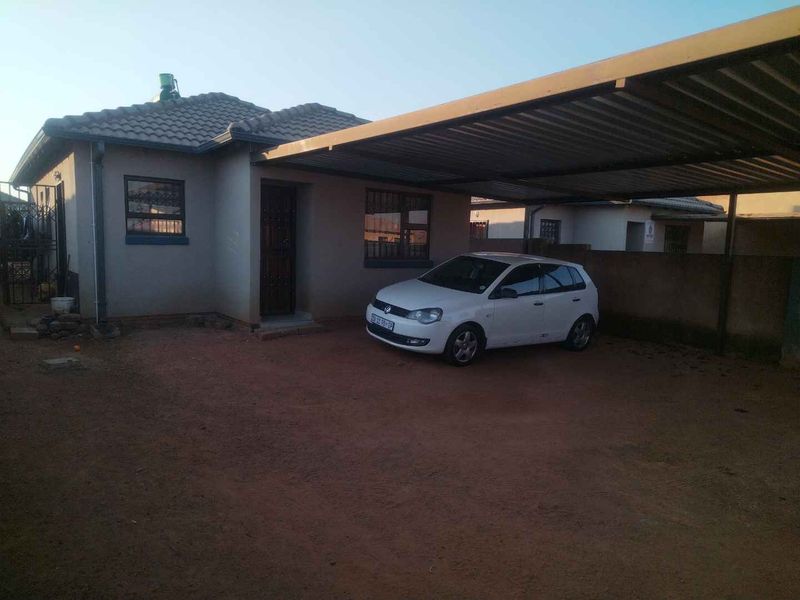 3 bedrooms house for sale in Soshanguve VV - Photo 2