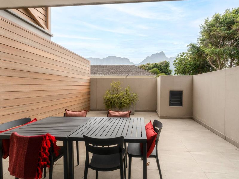 Modern Apartment With Expansive Covered Patio And Mountain View - Photo 5