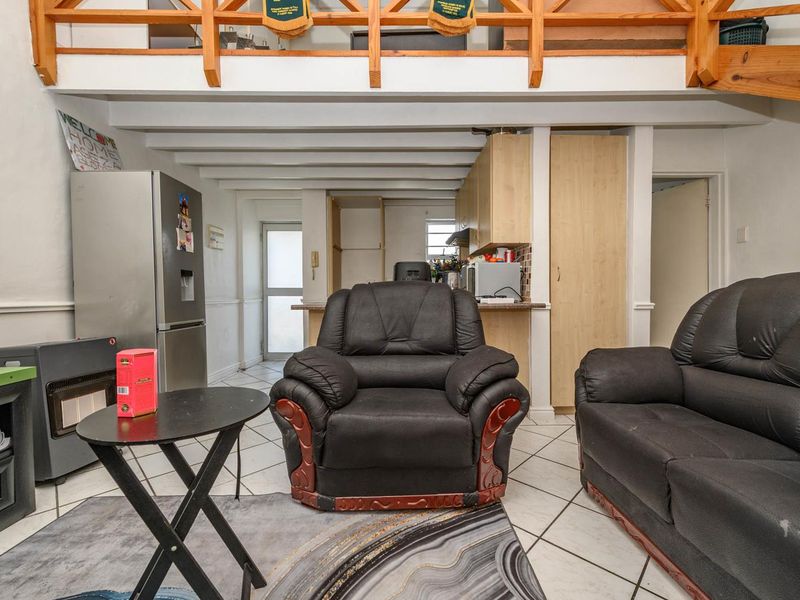 Humewood - Priced to Sell - R550 000 - Photo 10