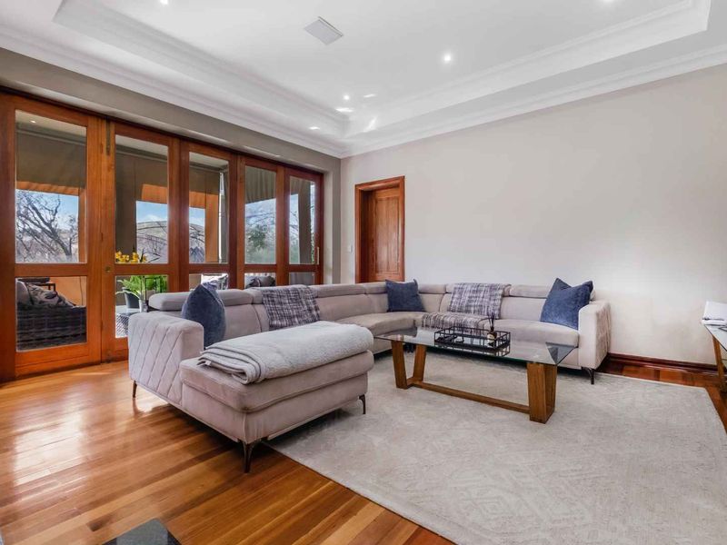 BREATHTAKING RIVER VIEW - Joint Mandate - Photo 6