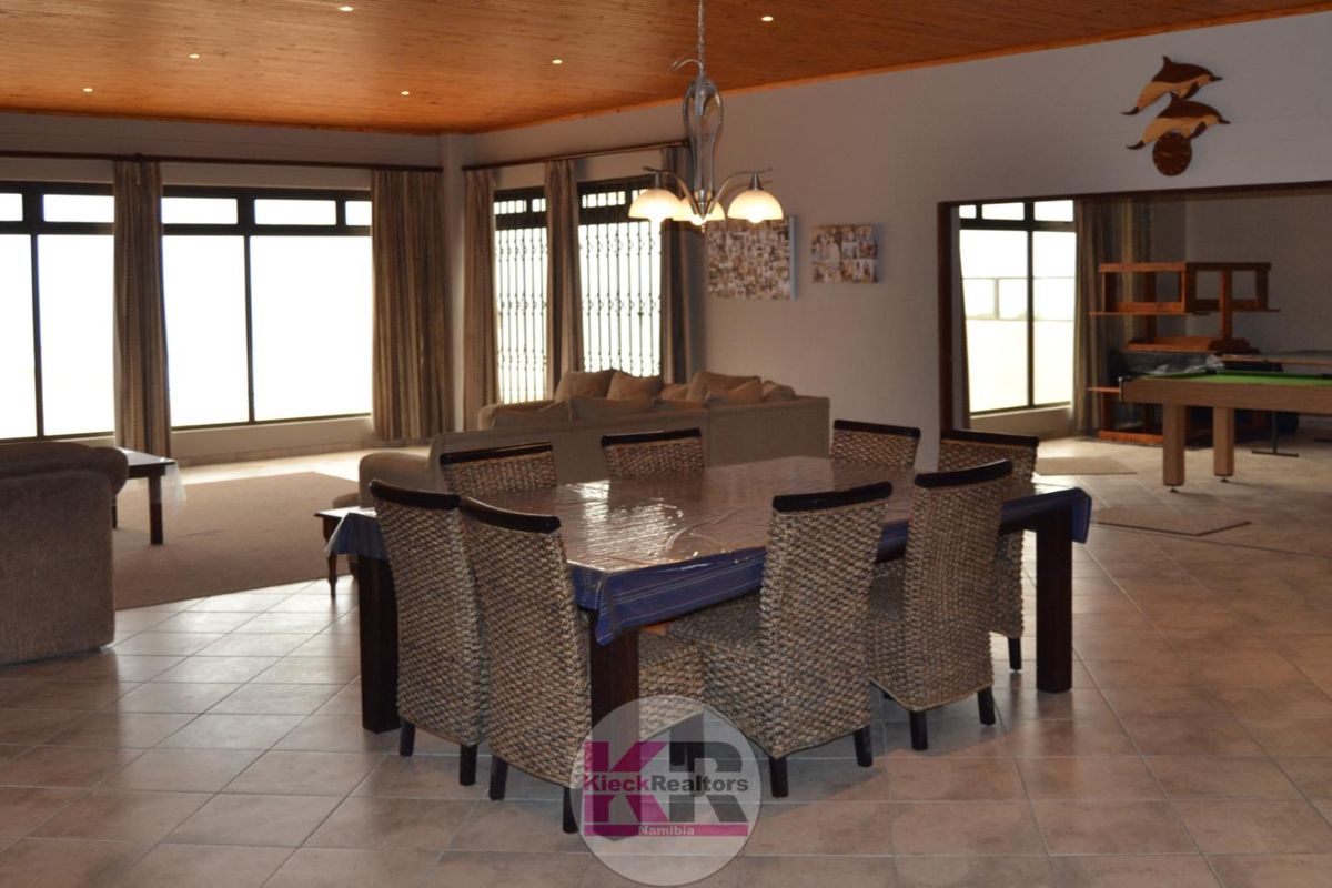 Henties Bay on the Beach. Don't miss out! - Photo 4