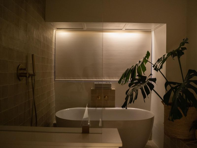 Furnished elevated living, where mountain serenity meets sea views. - Photo 9