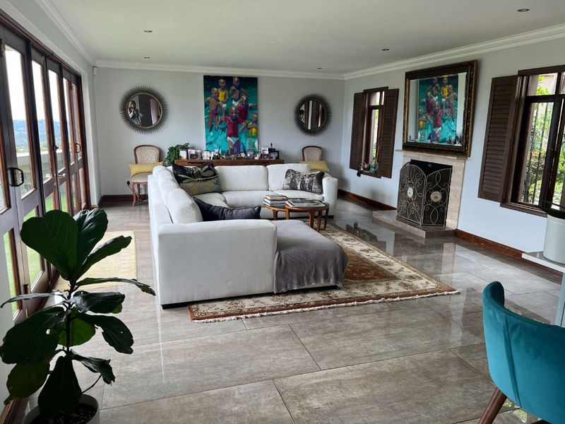 MAGNIFICENT LUXURY PROPERTY FOR RENT - Photo 2