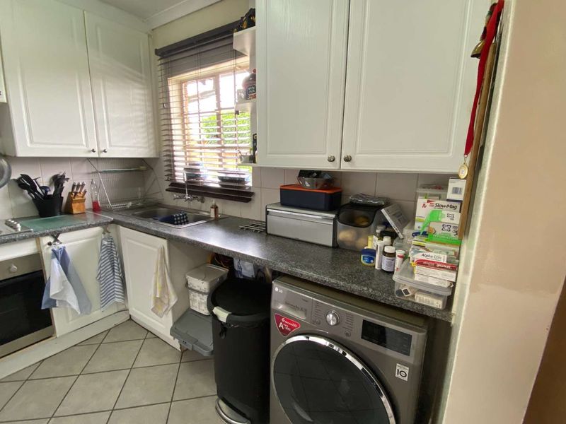 2 Bedroom Townhouse for sale in Highveld. - Photo 6