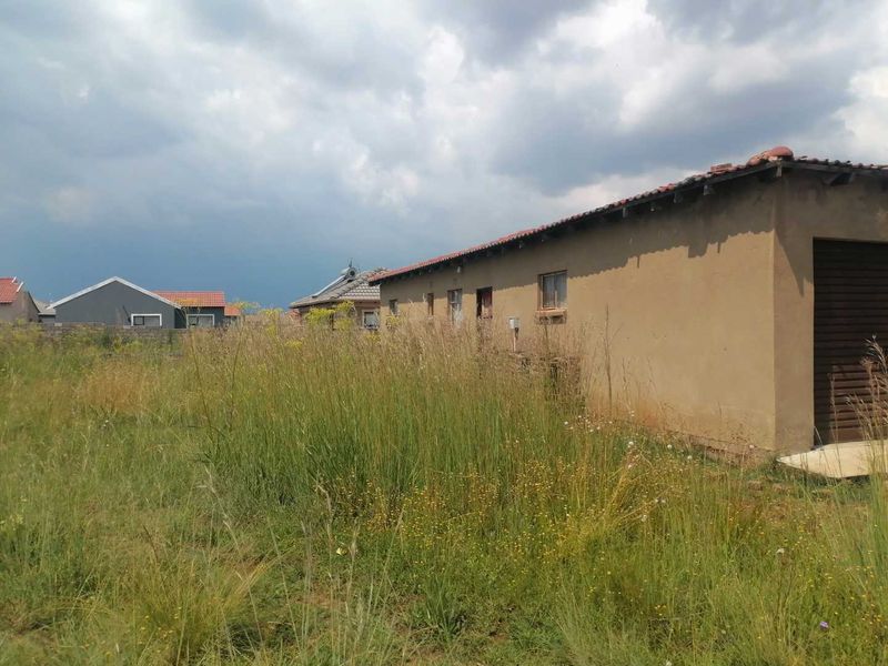3 BEDROOMS HOUSE FOR SALE IN HLANGANANI - Photo 2
