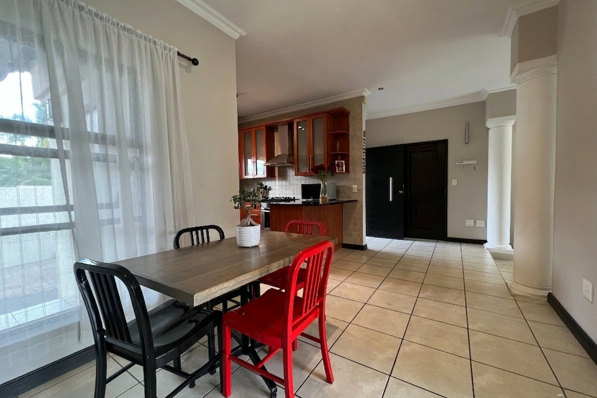 Palatial Cluster Living Within a Secure Estate - Photo 5