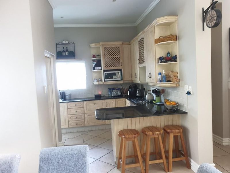 4 BEDROOM HOUSE TO RENT IN ATHOLL - Photo 6