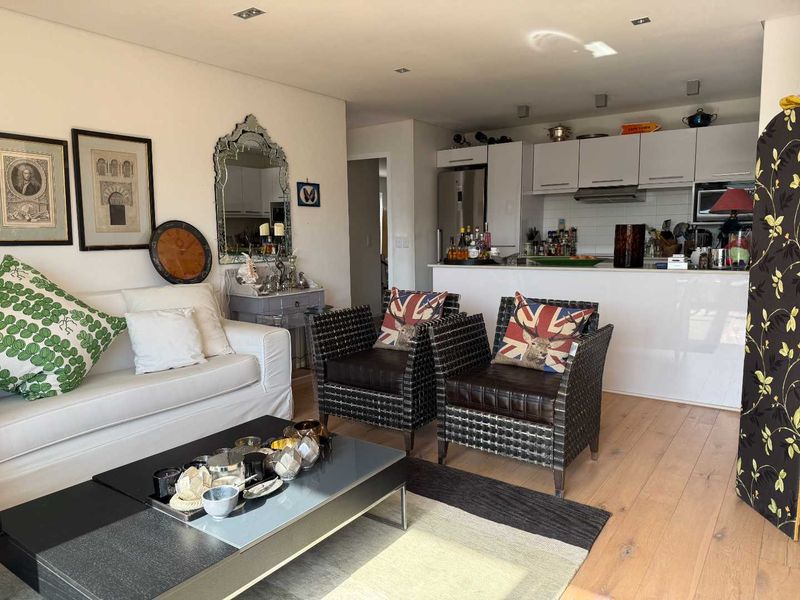 Secure, Sunny Apartment - Fully Furnished - Photo 5