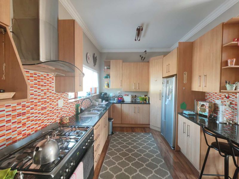 BEAUTIFUL DUAL HOMES ON A LARGE STAND FOR A BIG FAMILY - Photo 9