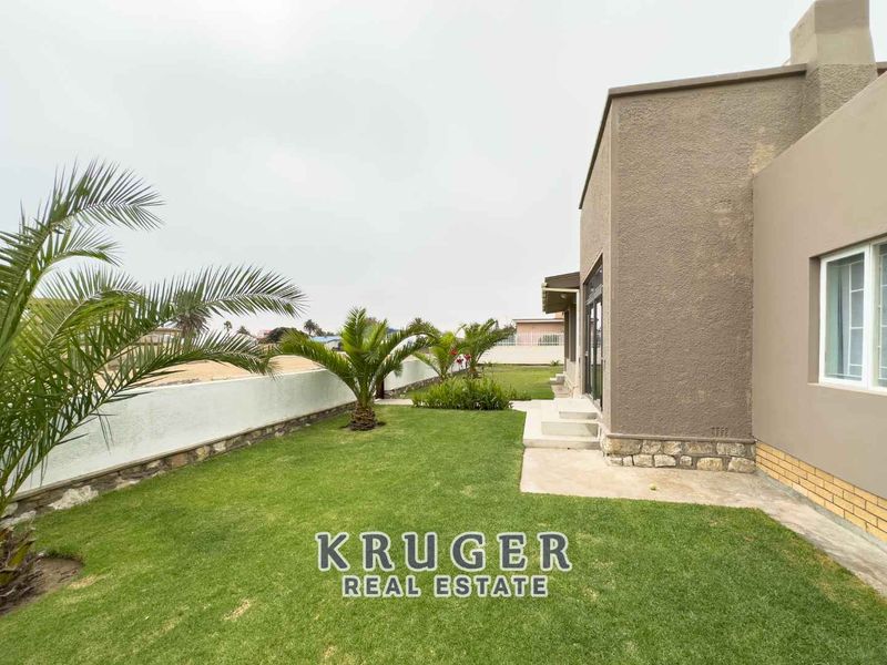 Beach-front opportunity - Photo 2